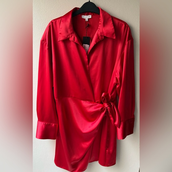Gianni Bini Red Satin Dress NWT - Picture 3 of 9